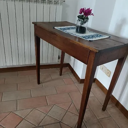 Santa Chiara Apartment *