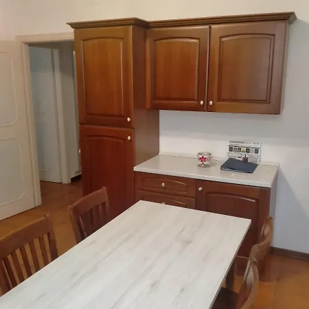 Santa Chiara אסיסי