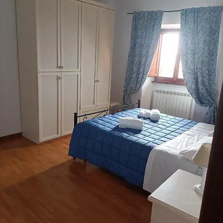 Santa Chiara דירה *