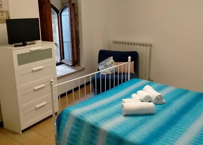 Santa Chiara * Asyż